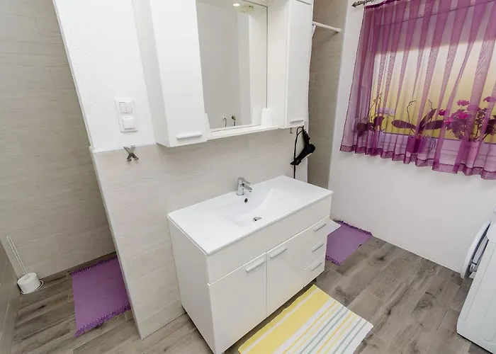 House Christine Hébergement de vacances *